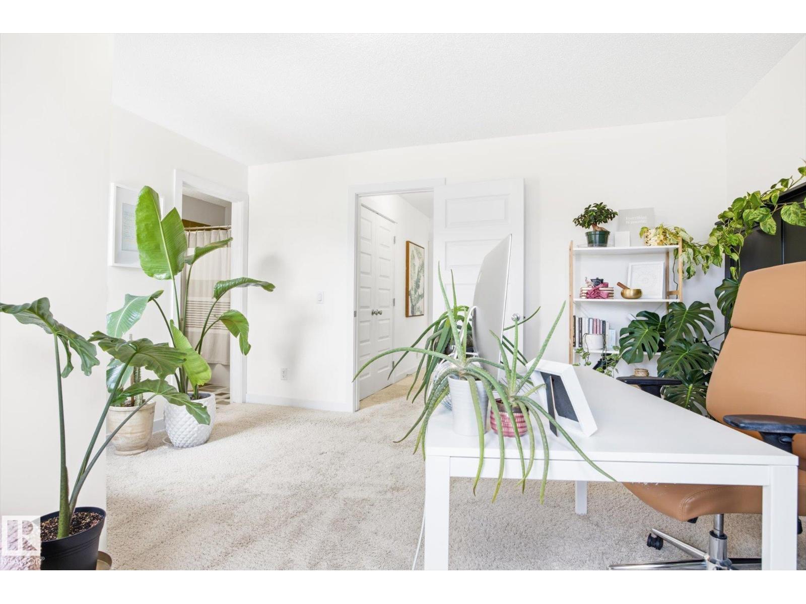 2061 Trumpeter Wy Nw, Edmonton, Alberta  T5S 0E7 - Photo 24 - E4483839