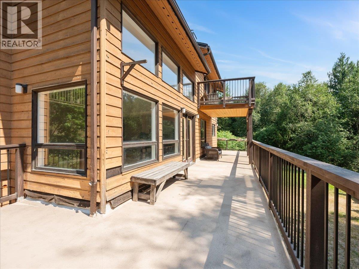 6172 Slocan River Road, Winlaw, British Columbia  V0G 2J0 - Photo 11 - 10384605