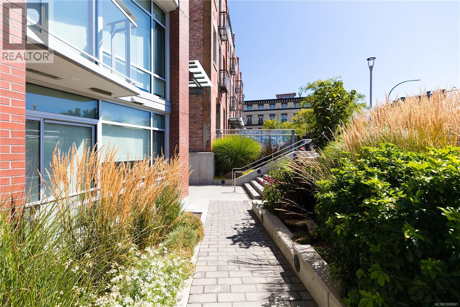 M11 456 Pandora Ave, Victoria, British Columbia  V8W 3C6 - Photo 7 - 1008541