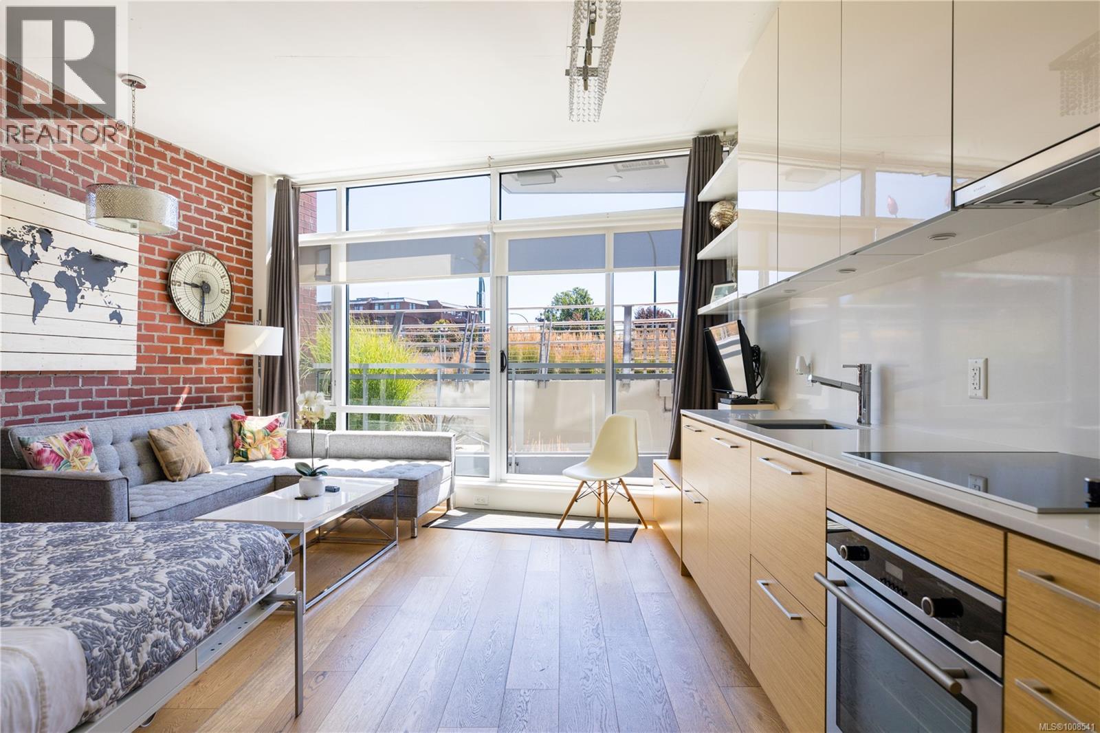 M11 456 Pandora Ave, Victoria, British Columbia  V8W 3C6 - Photo 12 - 1008541