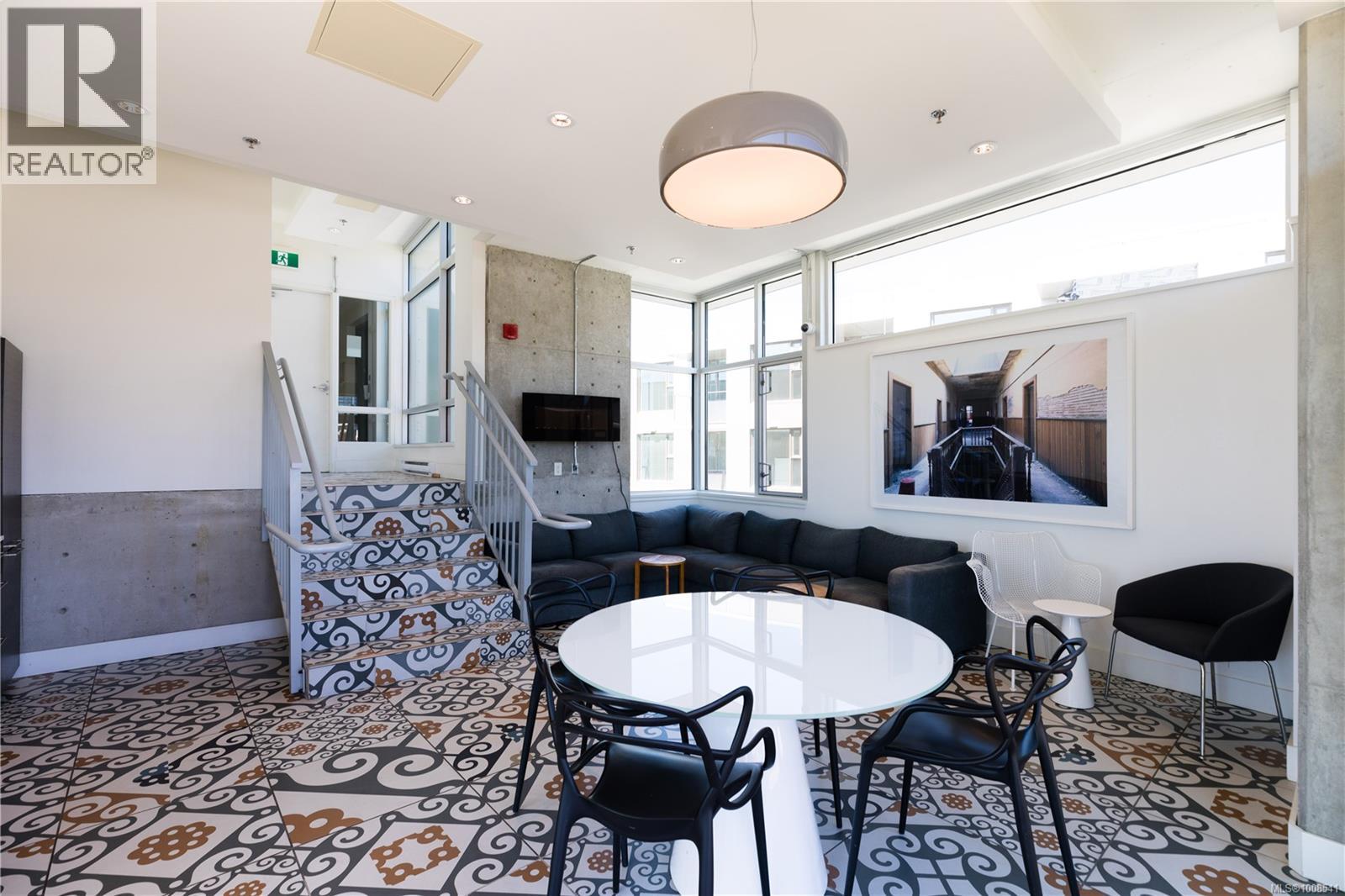 M11 456 Pandora Ave, Victoria, British Columbia  V8W 3C6 - Photo 32 - 1008541