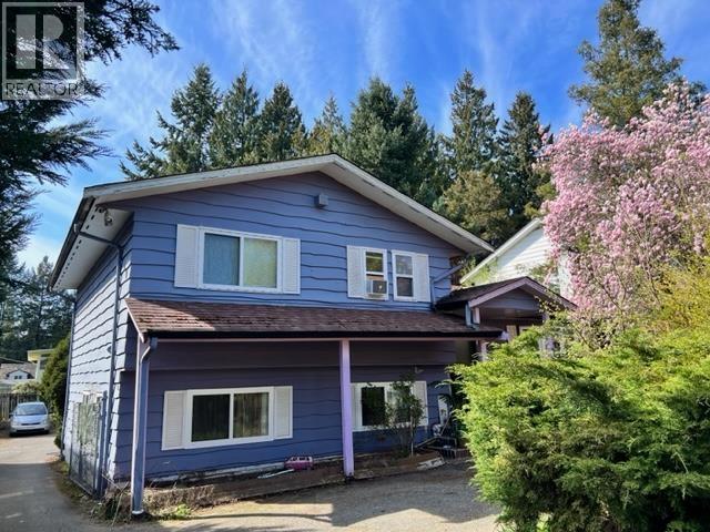 606 Crosby Street, Coquitlam, British Columbia  V3J 4A4 - Photo 2 - R3115378