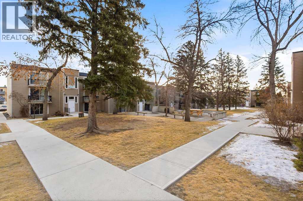 203, 315 Heritage Drive Se, Calgary, Alberta  T2H 1N2 - Photo 5 - A2303835