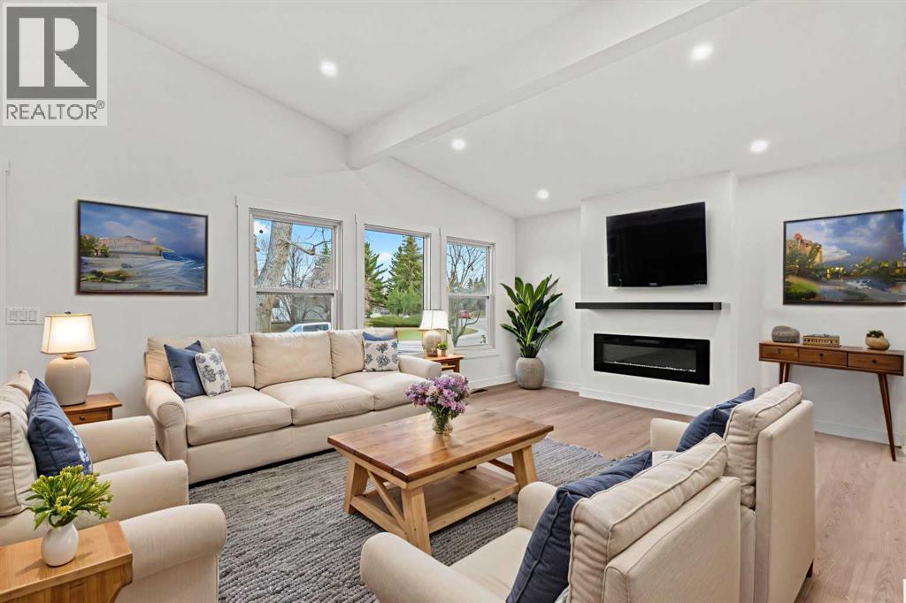 212 Queen Anne Road Se, Calgary, Alberta  T2J 4S7 - Photo 5 - A2304271