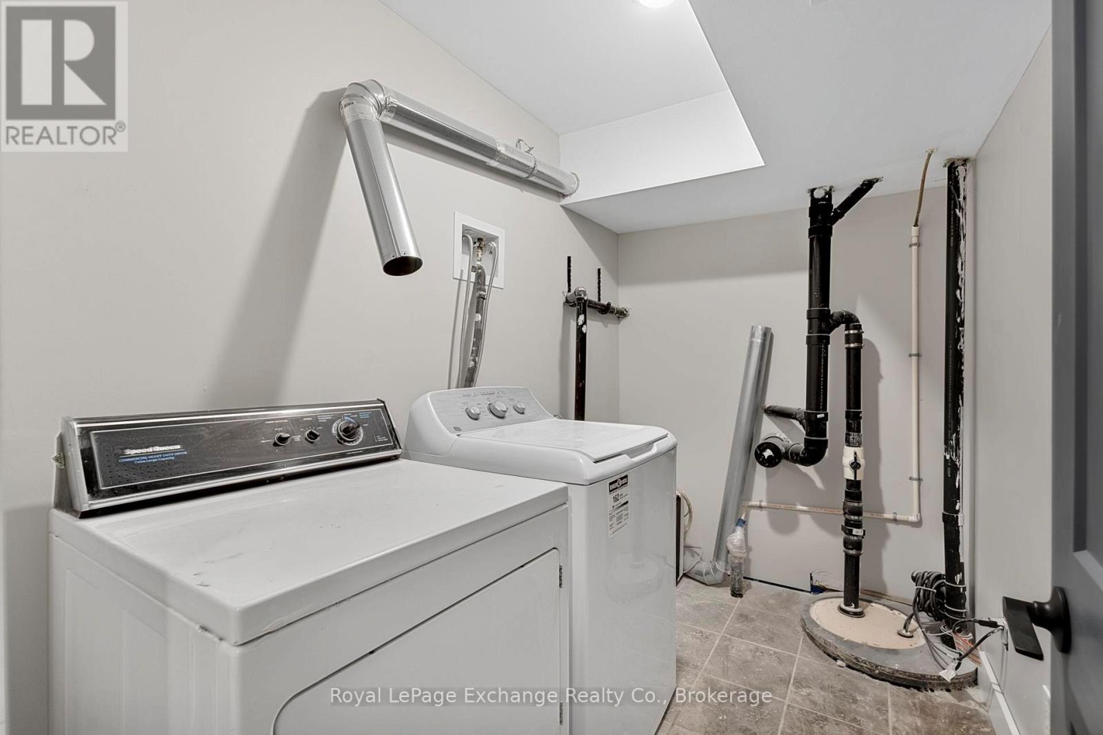 34 Queen Avenue, Bluewater, Ontario  N0M 1J0 - Photo 38 - X13038540