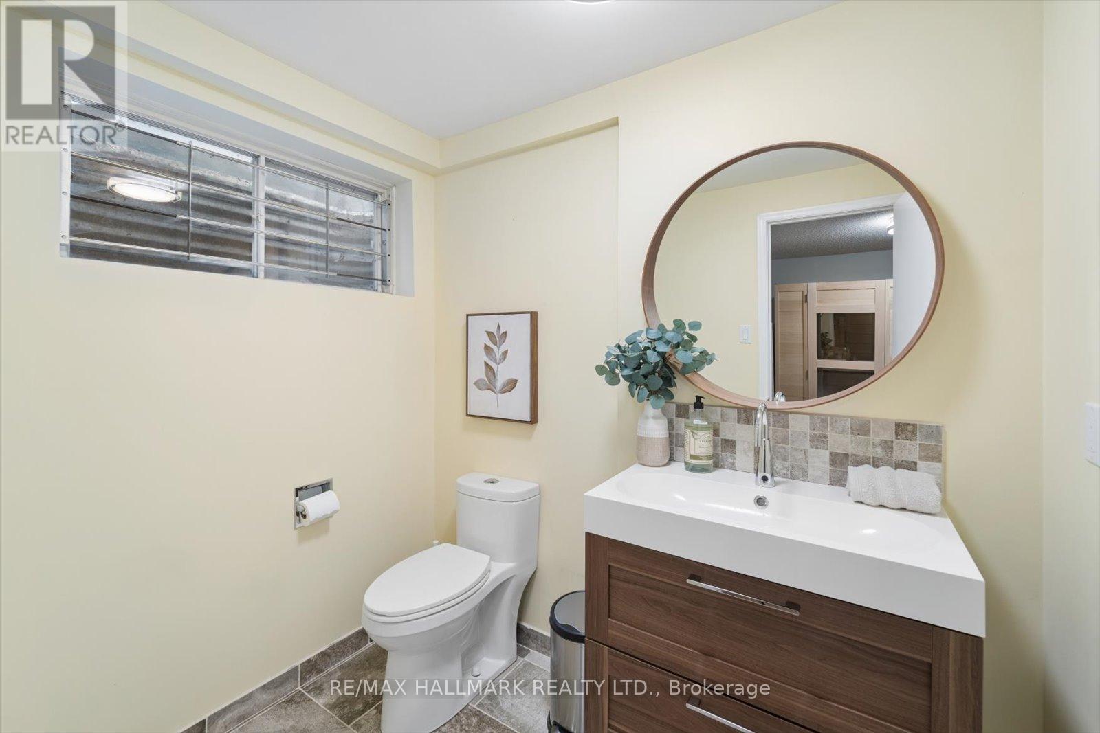 1156 Gloucester Square, Pickering, Ontario  L1V 3P6 - Photo 42 - E13038534