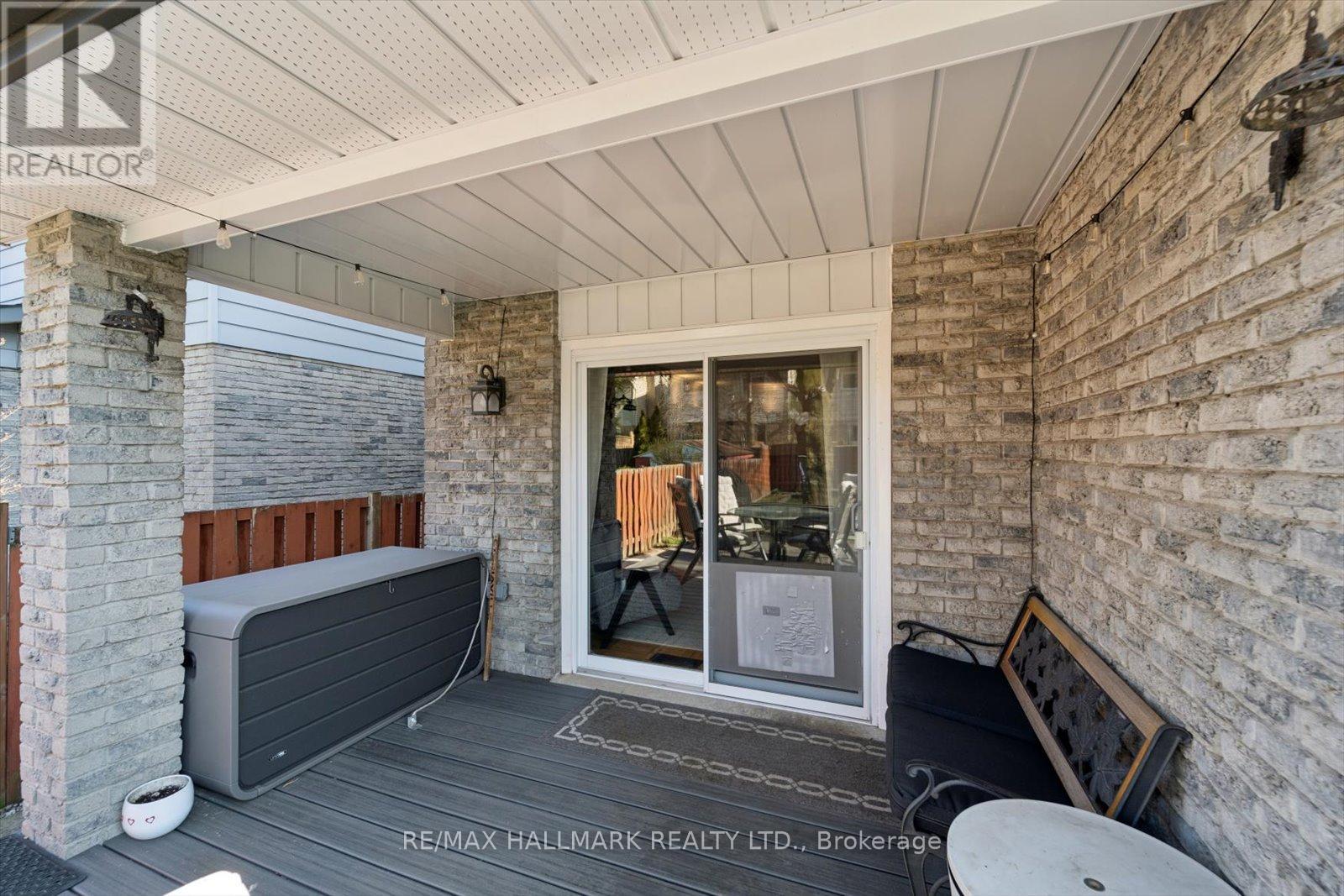 1156 Gloucester Square, Pickering, Ontario  L1V 3P6 - Photo 43 - E13038534