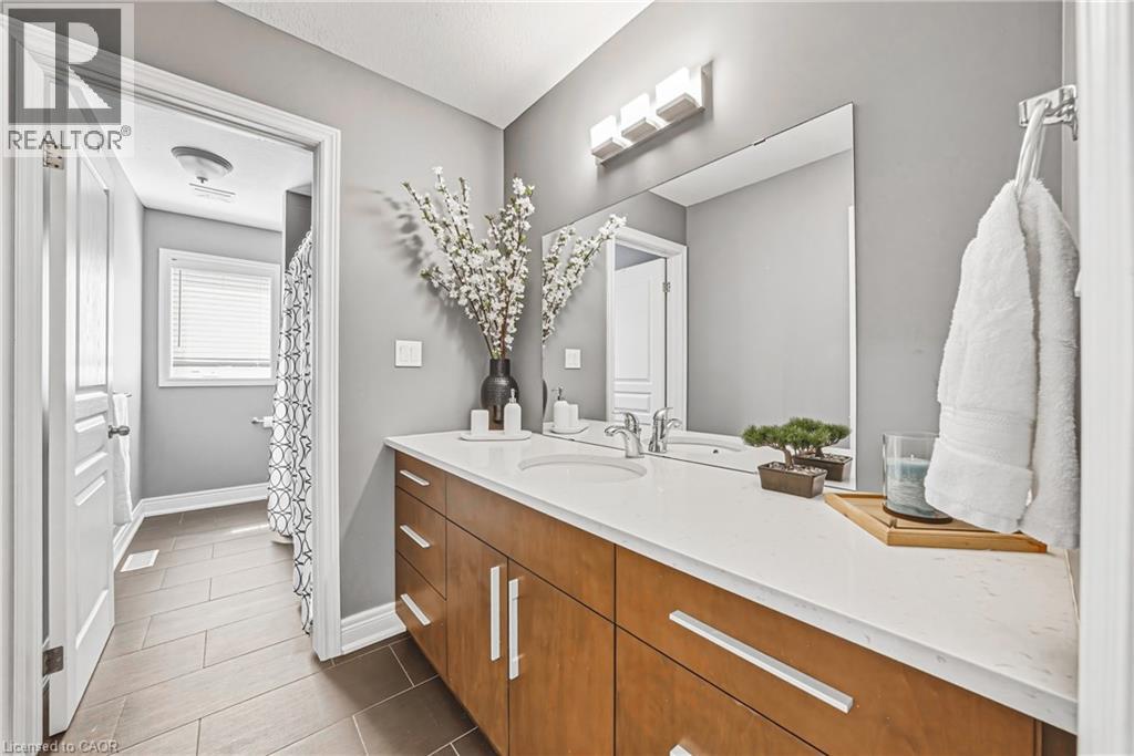 219 Walker Street, Cambridge, Ontario  N3C 2C4 - Photo 27 - 40819155