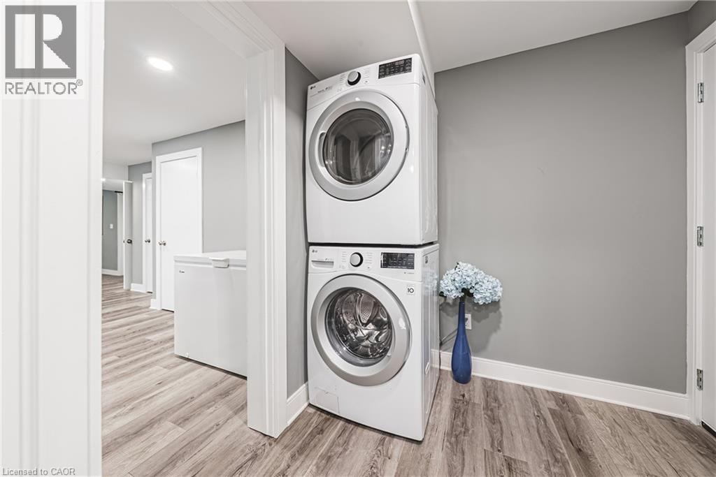 219 Walker Street, Cambridge, Ontario  N3C 2C4 - Photo 39 - 40819155