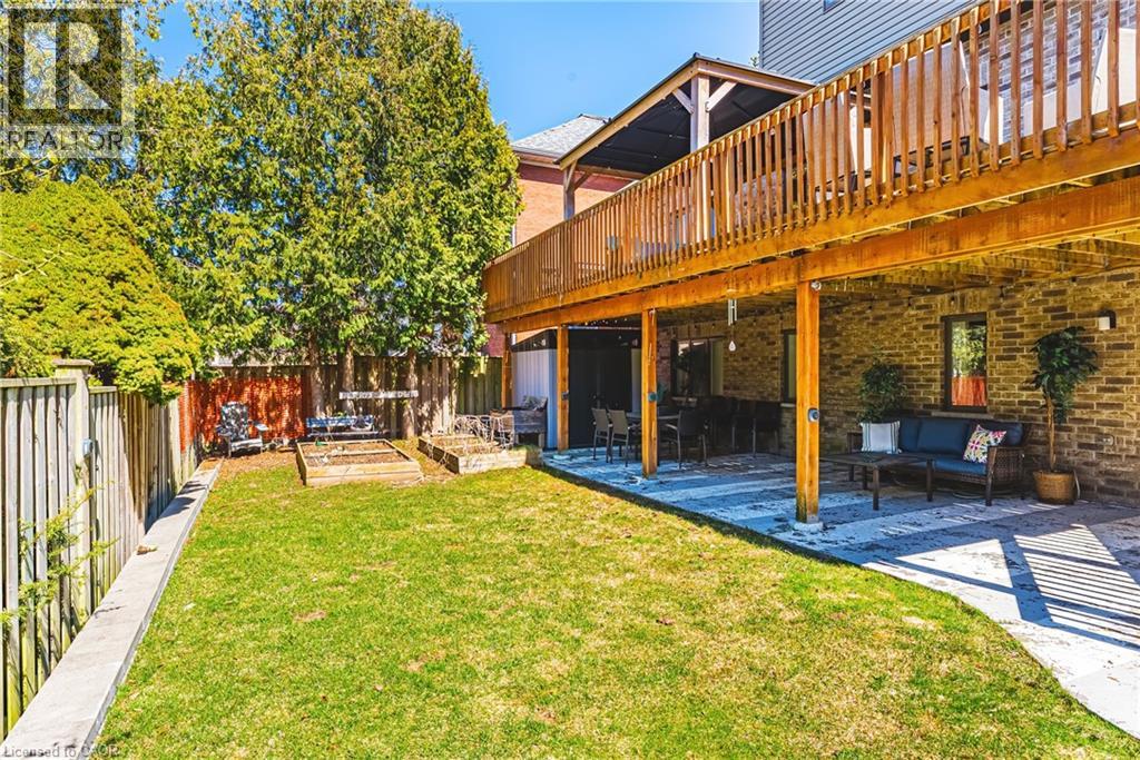 219 Walker Street, Cambridge, Ontario  N3C 2C4 - Photo 44 - 40819155