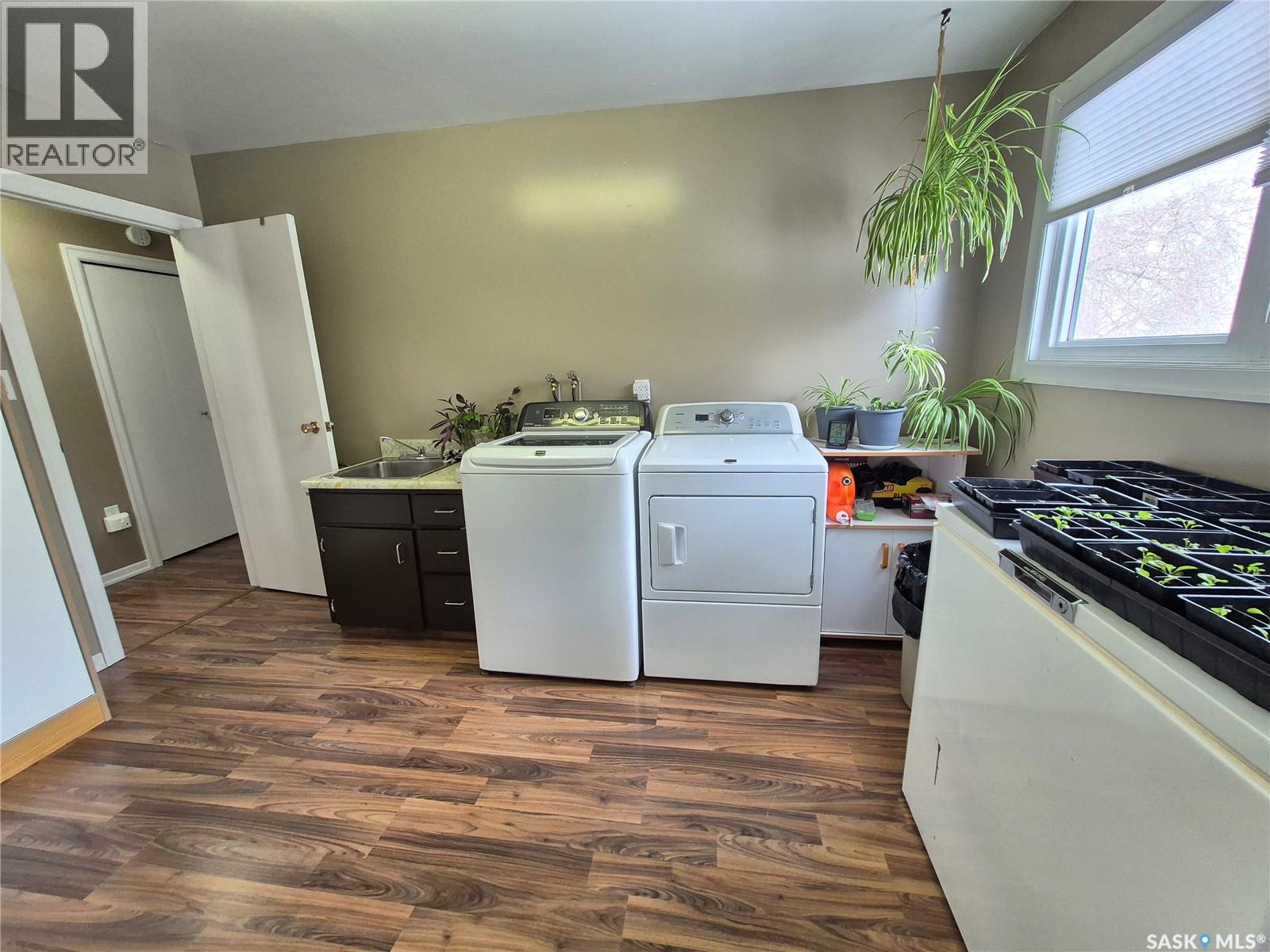 309 Frederick Street, Ogema, Saskatchewan  S0C 1Y0 - Photo 16 - SK033314