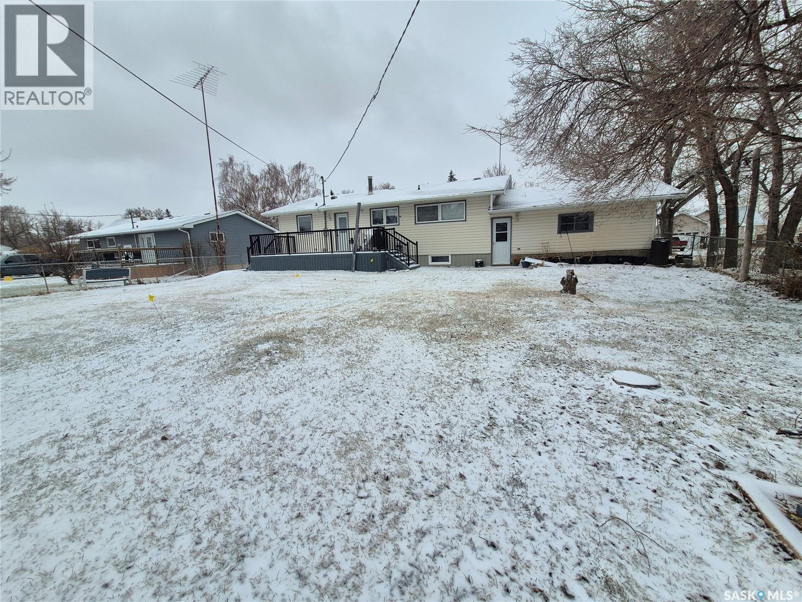 309 Frederick Street, Ogema, Saskatchewan  S0C 1Y0 - Photo 44 - SK033314