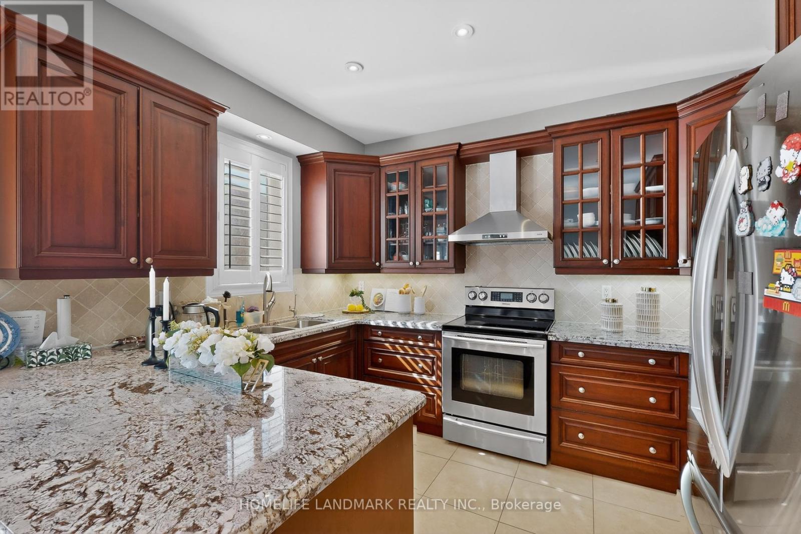 552 Morning Dove Drive, Oakville, Ontario  L6H 7L3 - Photo 8 - W13038554