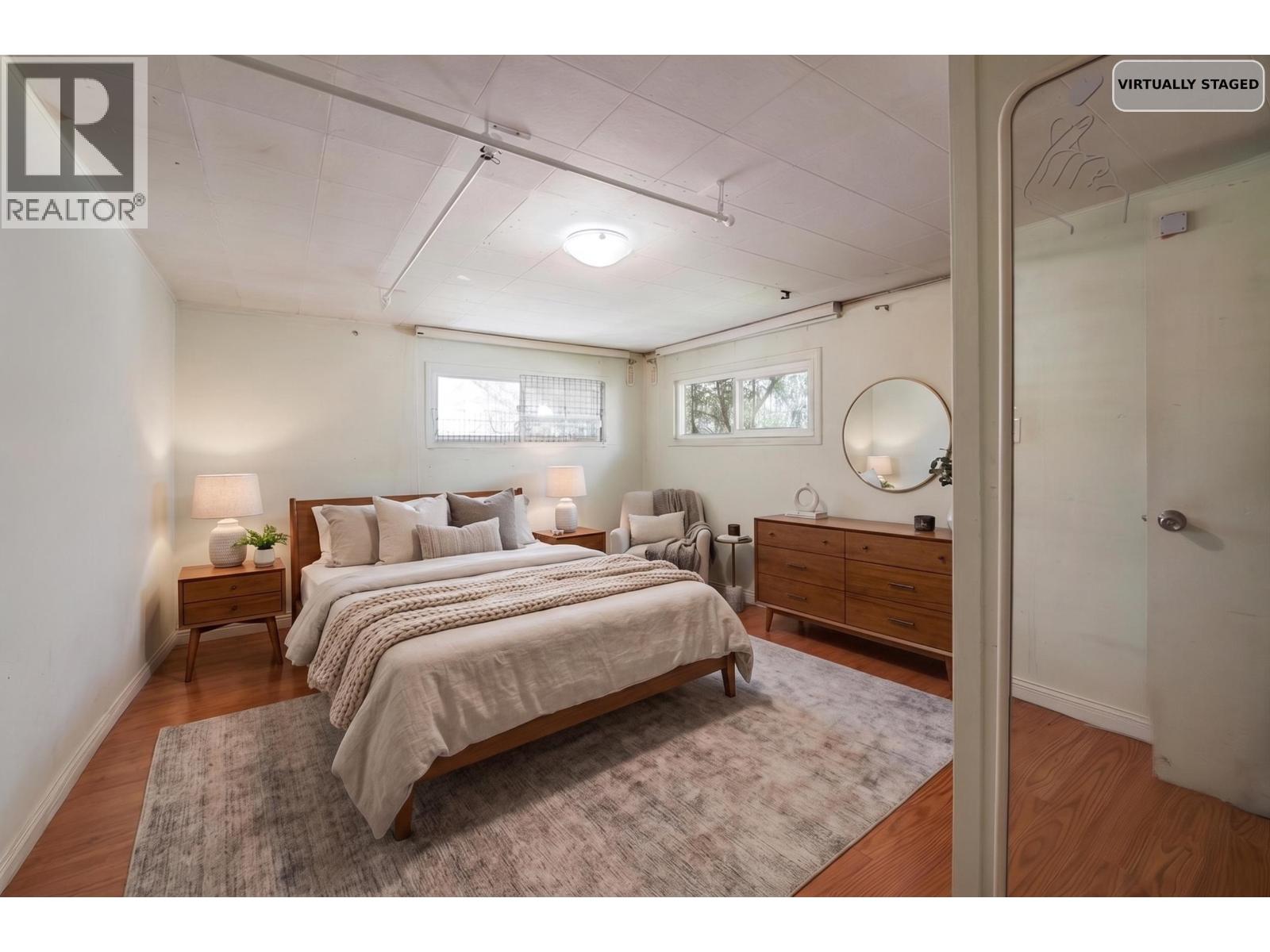 12058 Harris Road, Pitt Meadows, British Columbia  V3Y 2B5 - Photo 4 - R3115220