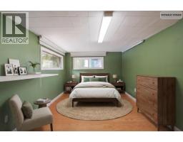 12058 HARRIS ROAD, Pitt Meadows, British Columbia