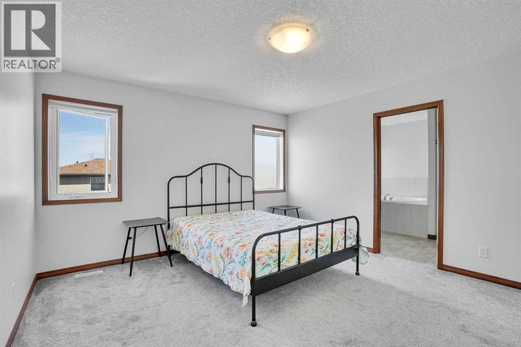 2090 Sagewood Rise SW, Airdrie, Alberta  t4b 3n9 - Photo 18 - A2303730