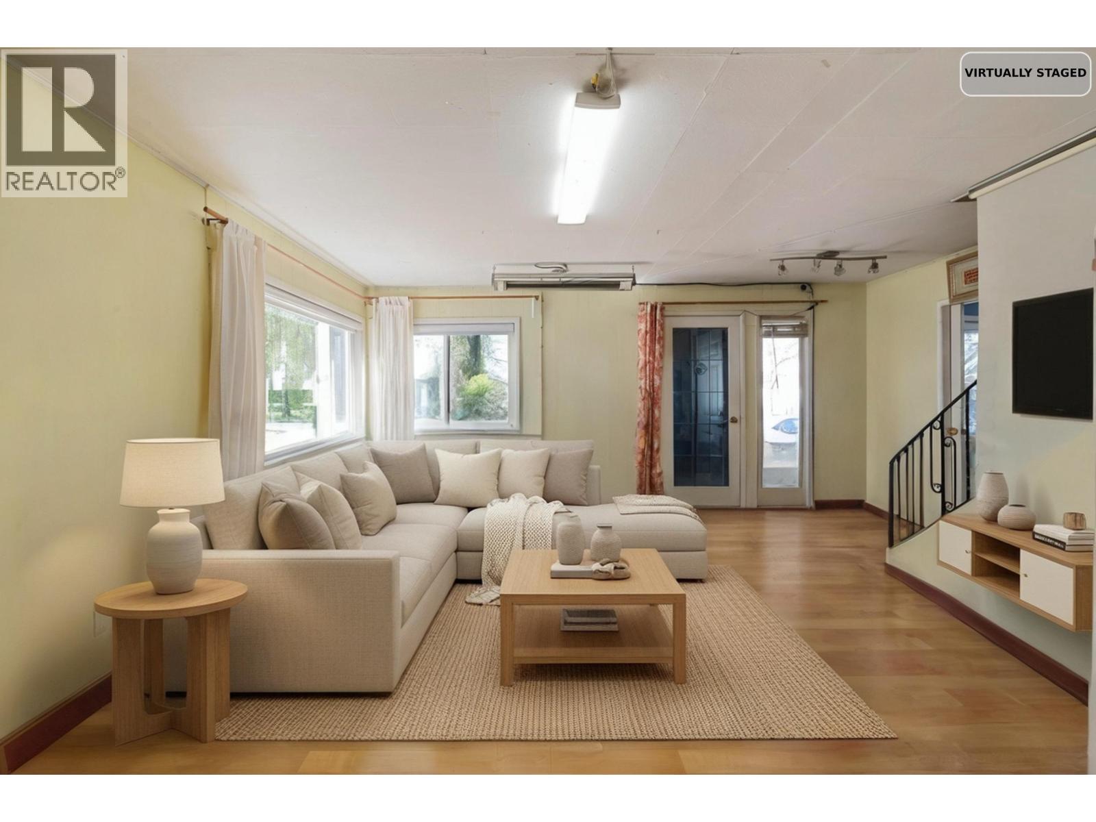 12058 Harris Road, Pitt Meadows, British Columbia  V3Y 2B5 - Photo 7 - R3115220