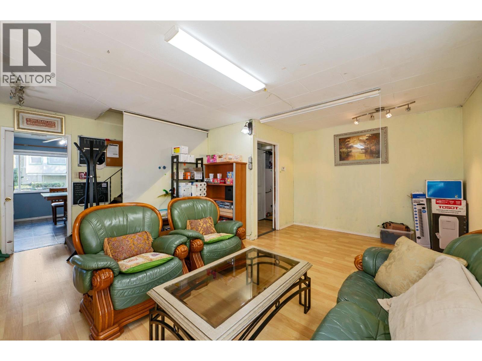 12058 Harris Road, Pitt Meadows, British Columbia  V3Y 2B5 - Photo 9 - R3115220