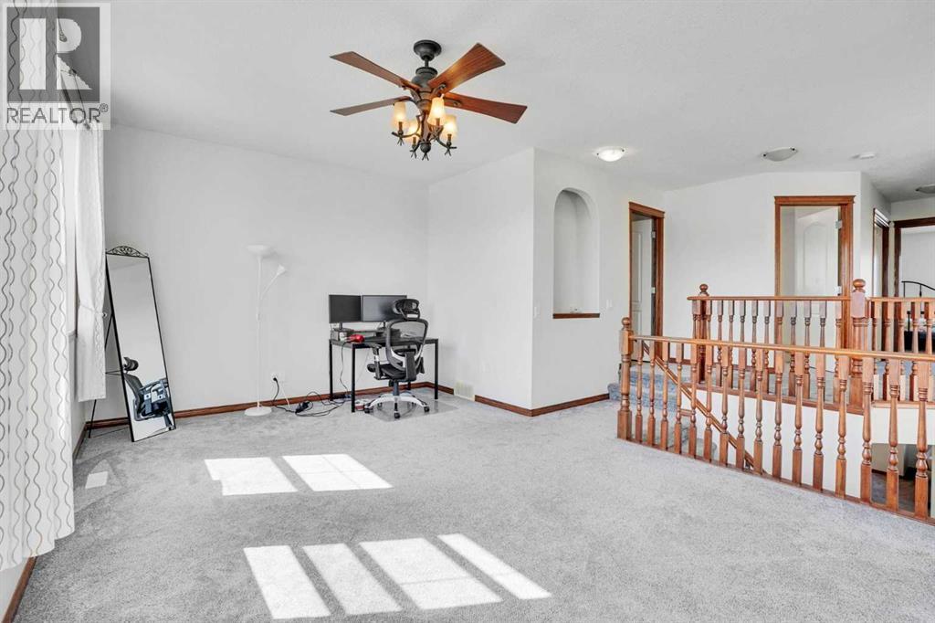 2090 Sagewood Rise SW, Airdrie, Alberta  t4b 3n9 - Photo 30 - A2303730