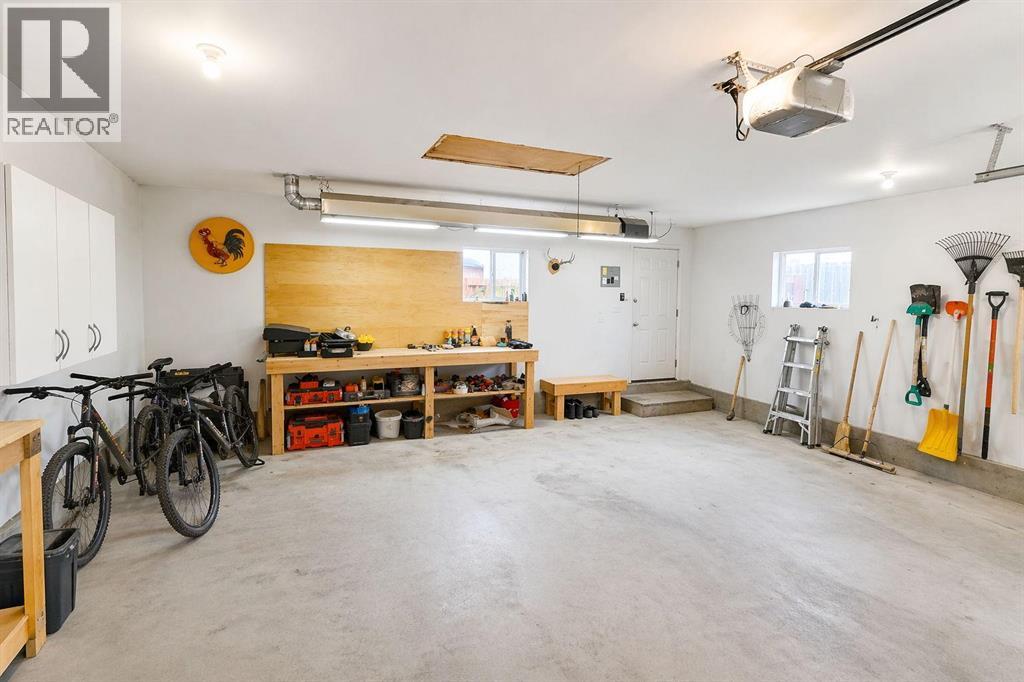 20 Dovely Way SE, Calgary, Alberta  T2B 2K8 - Photo 22 - A2304116