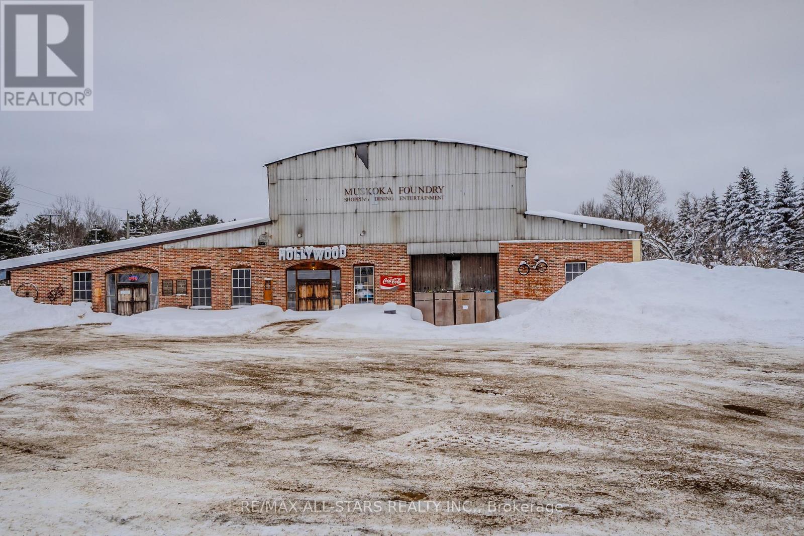 101 ENTRANCE DRIVE, Bracebridge, Ontario