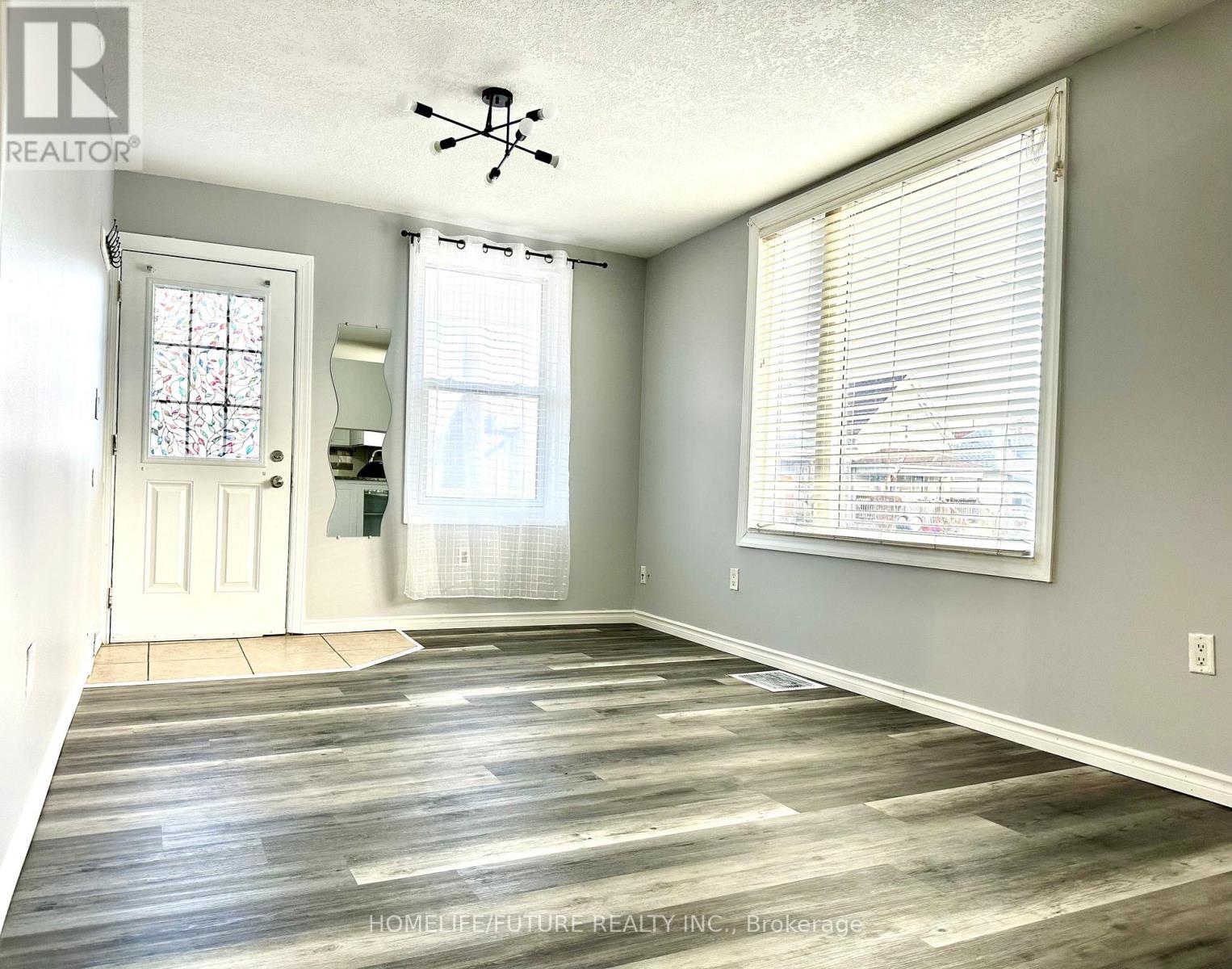 117 Harmony Avenue, Hamilton, Ontario  L8H 4Y2 - Photo 3 - X13038516