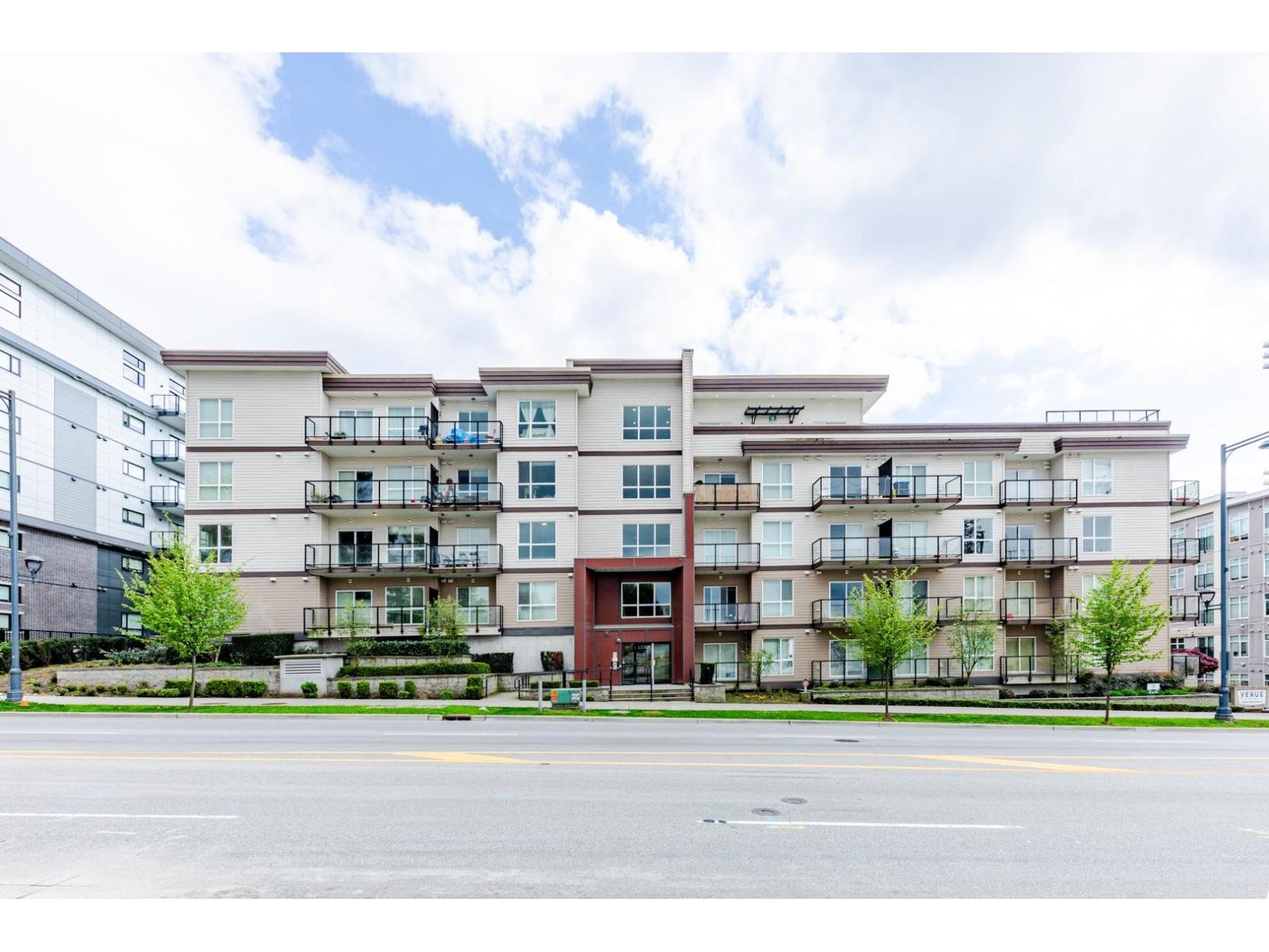 323 13768 108 AVENUE, Surrey, British Columbia