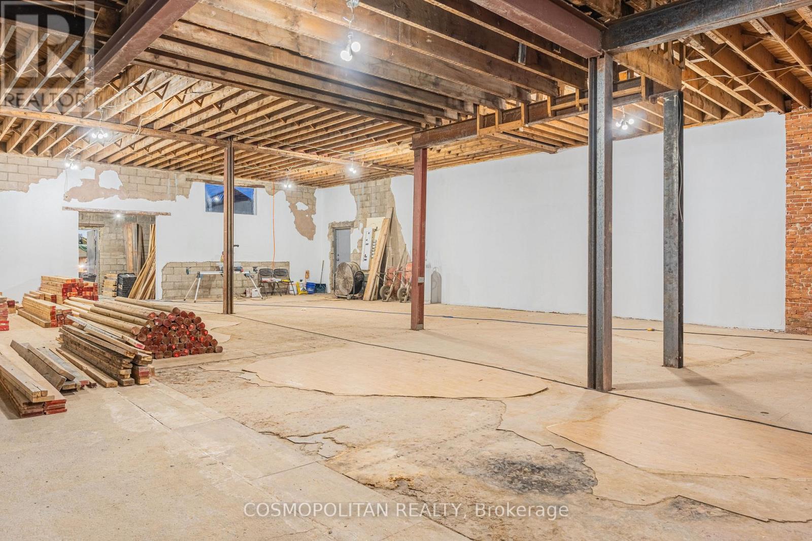 5936 Main Street, Niagara Falls, Ontario  L2G 5Z8 - Photo 26 - X13012190