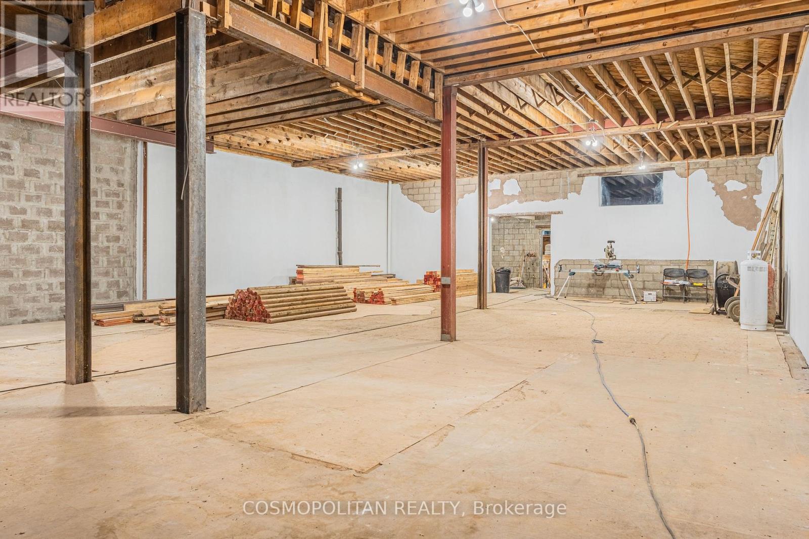 5936 Main Street, Niagara Falls, Ontario  L2G 5Z8 - Photo 28 - X13012190