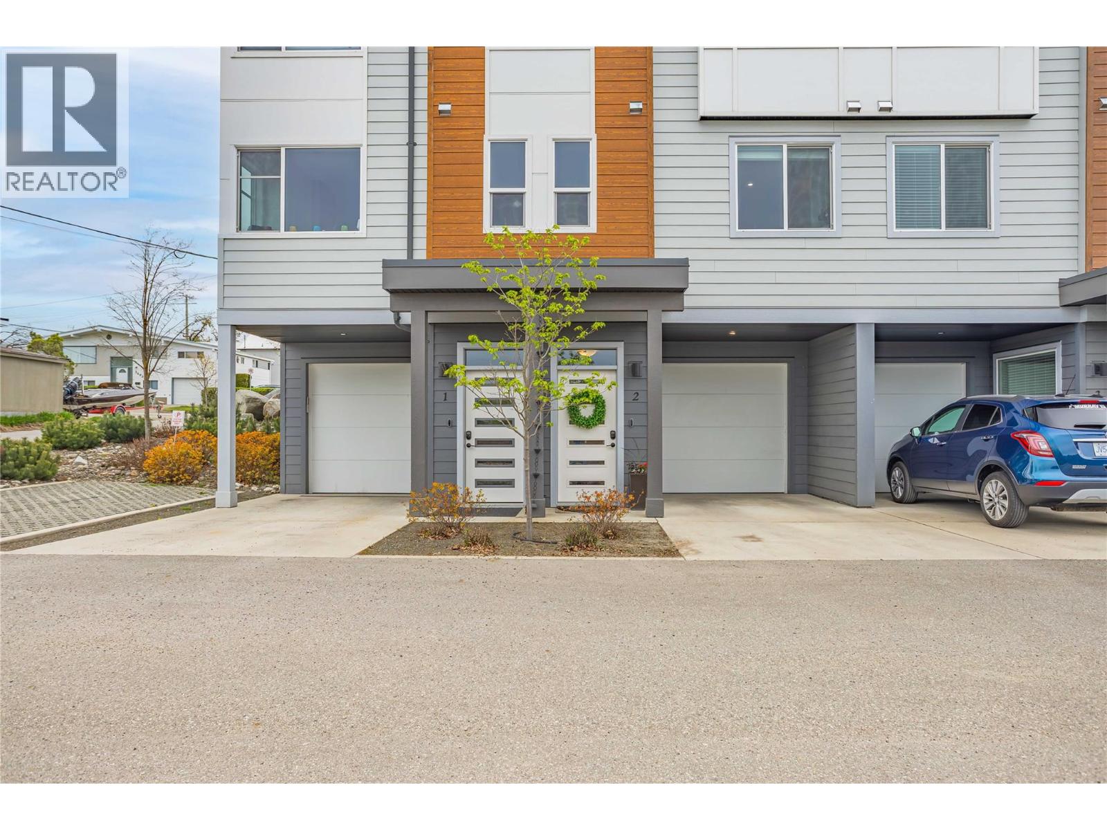 3405 16 Avenue Unit# 2, Vernon, British Columbia  V1T 5Z1 - Photo 2 - 10384645