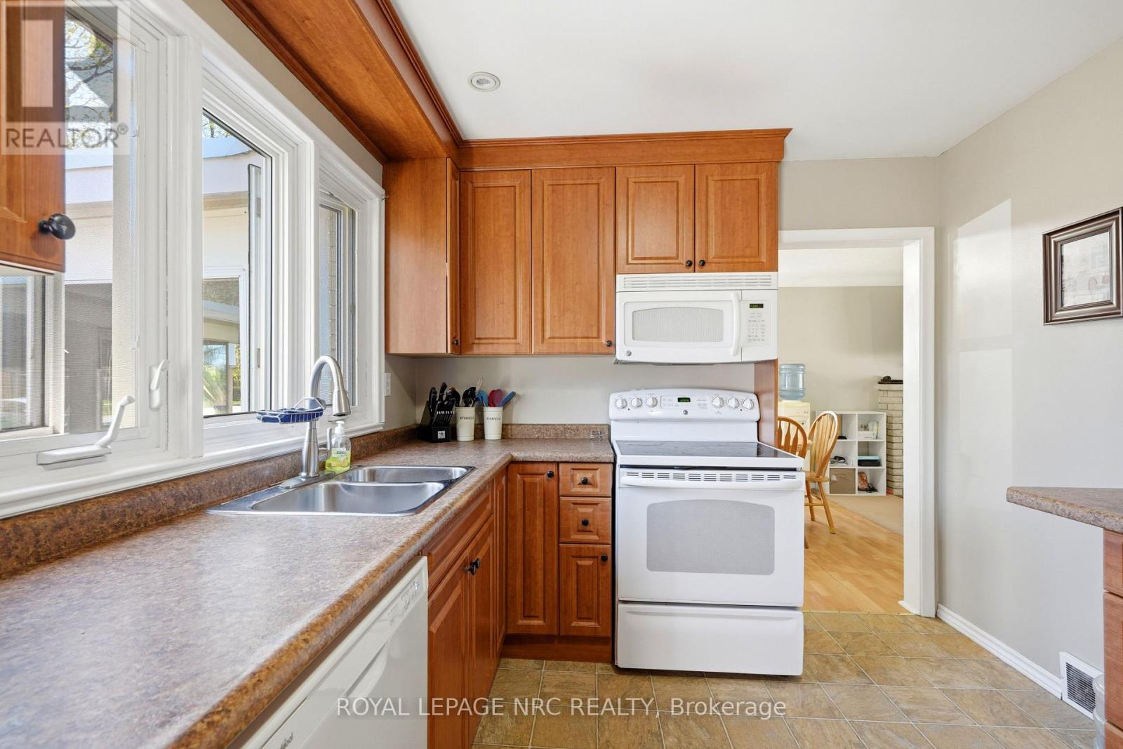 1317 Haist Street, Pelham, Ontario  L0S 1E0 - Photo 14 - X13038598