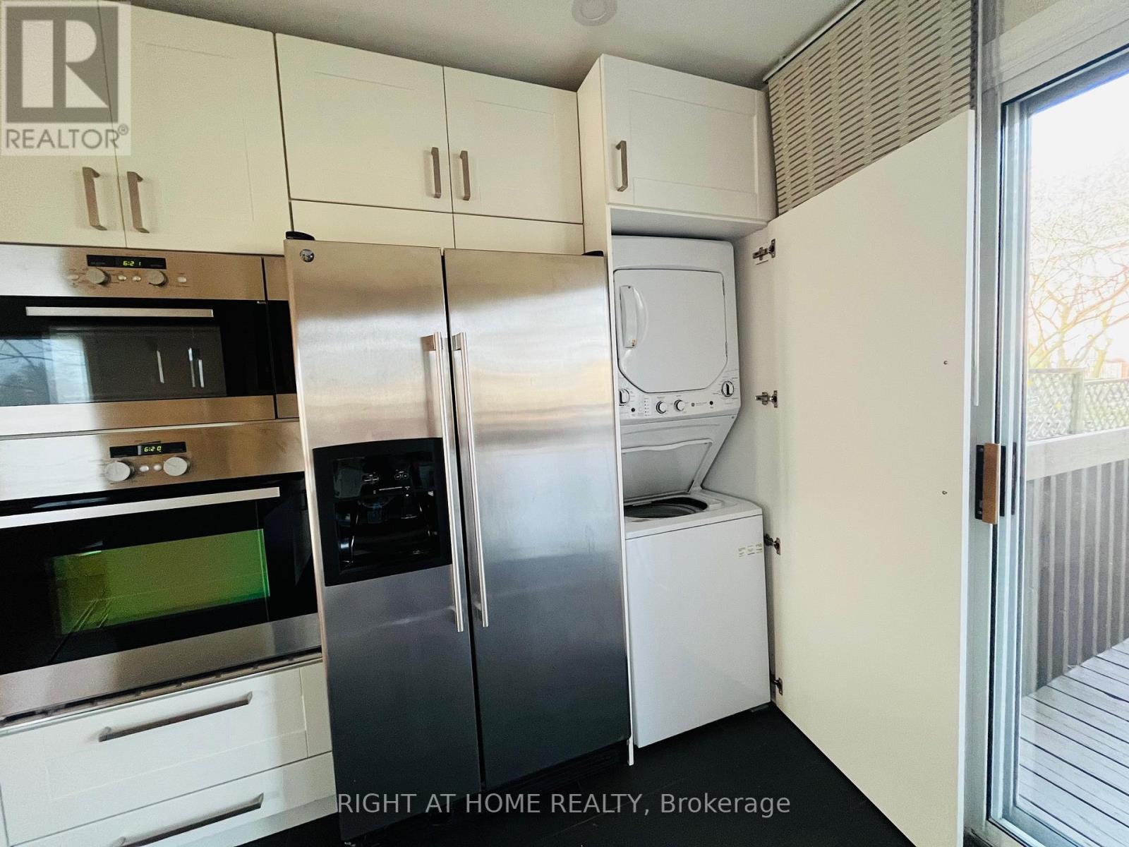 71 Avenue Road, Richmond Hill, Ontario  L4C 9N6 - Photo 32 - N13028618