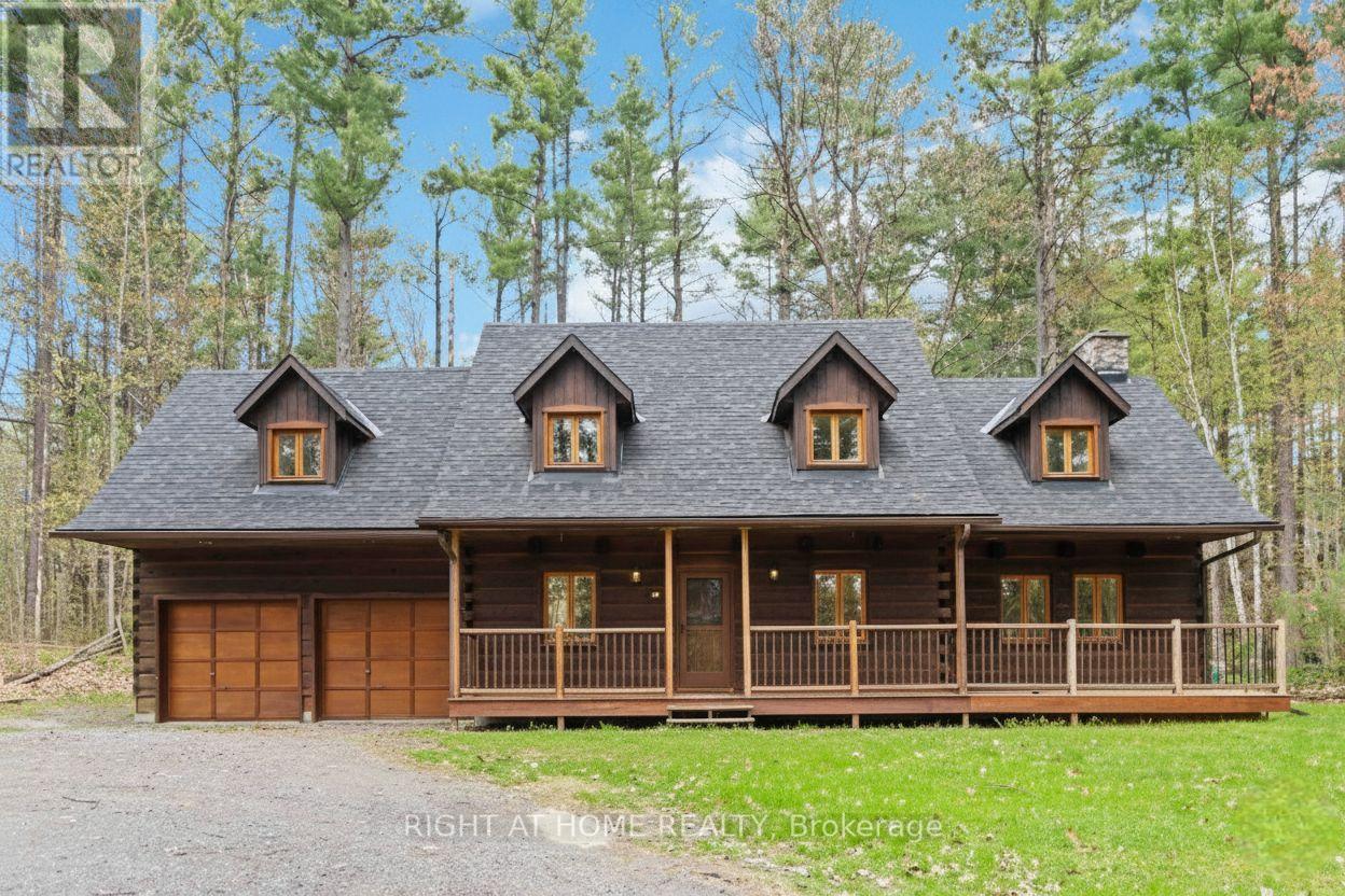 101 MYRTLE LANE, Ottawa, Ontario