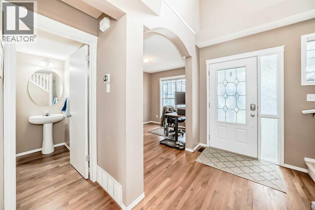 273 Tuscany Springs Way NW, Calgary, Alberta  T3L 2X7 - Photo 4 - A2302392