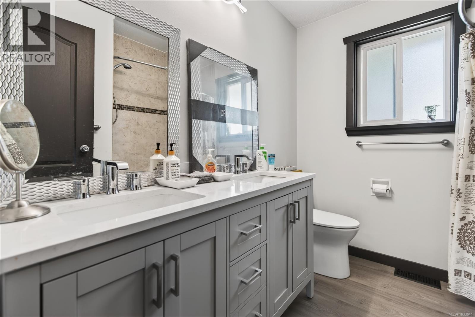 97 Mitchell Rd, Courtenay, British Columbia  V9N 6H1 - Photo 5 - 1033041