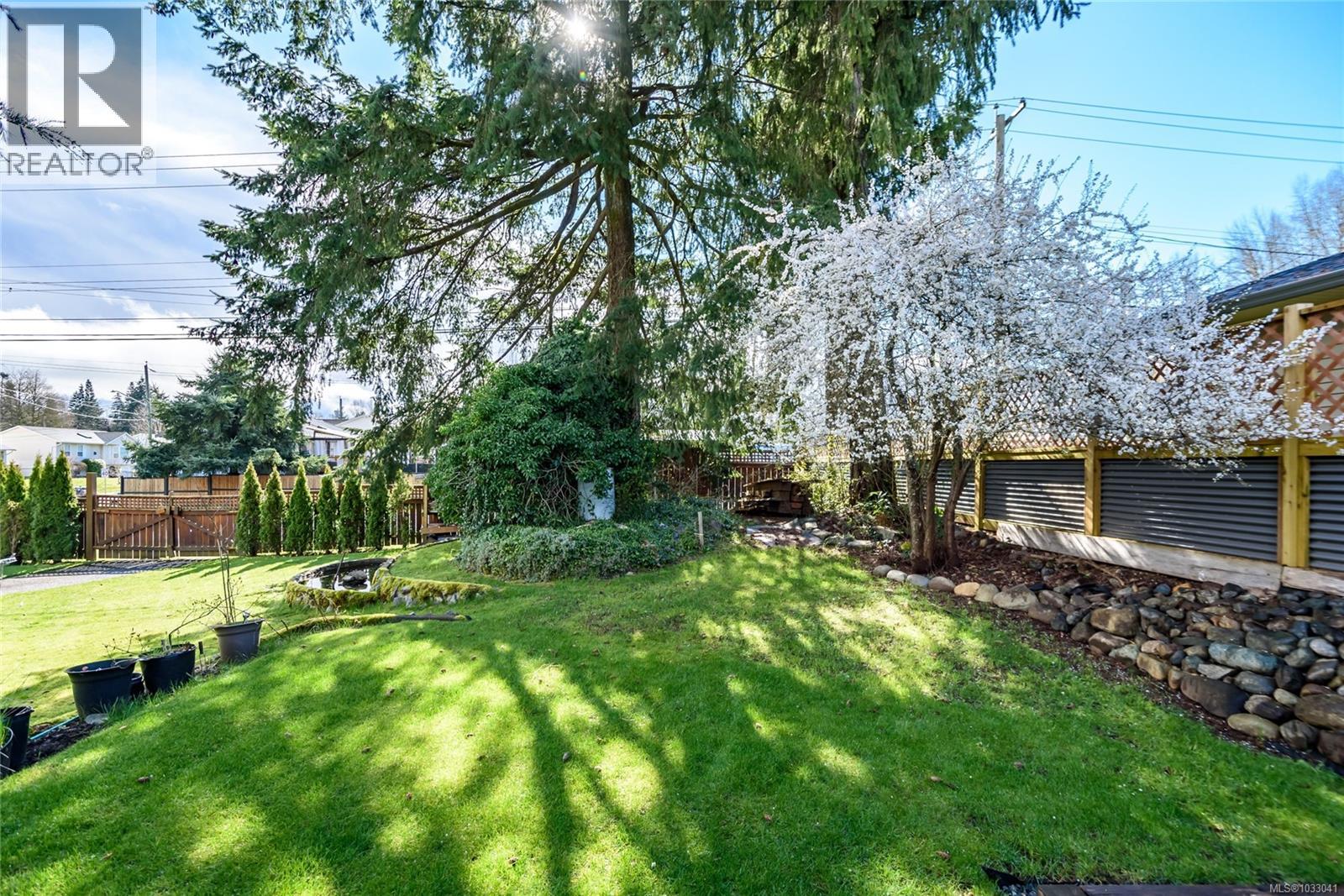 97 Mitchell Rd, Courtenay, British Columbia  V9N 6H1 - Photo 15 - 1033041