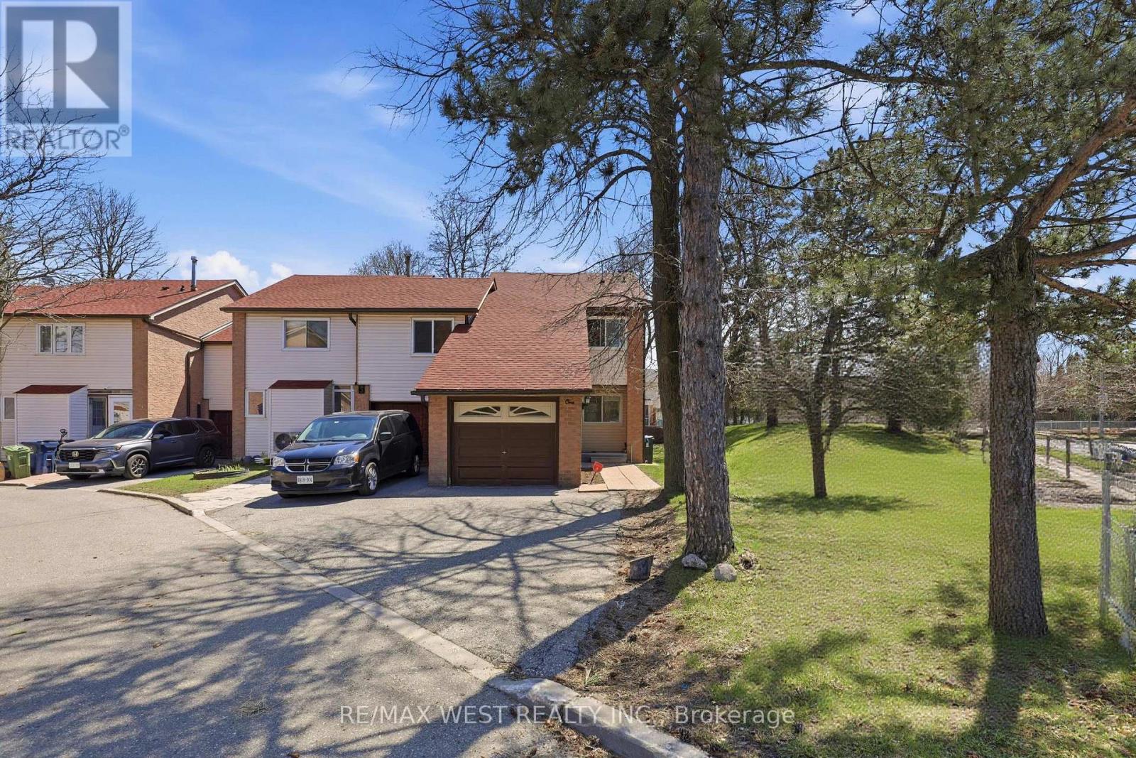1 - 151 Wickson Trail, Toronto, Ontario  M1B 2L5 - Photo 2 - E13038612