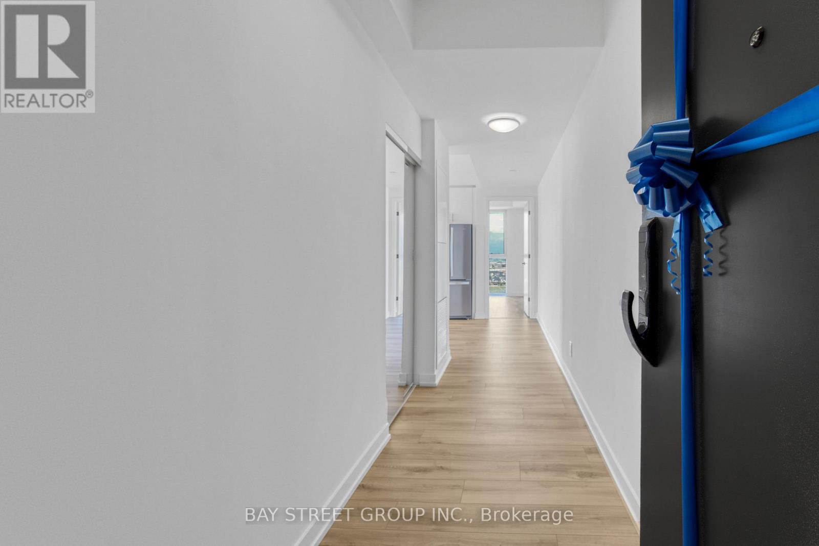 1809 - 335 Wheat Boom Drive, Oakville, Ontario  L6H 7Y1 - Photo 9 - W12838942