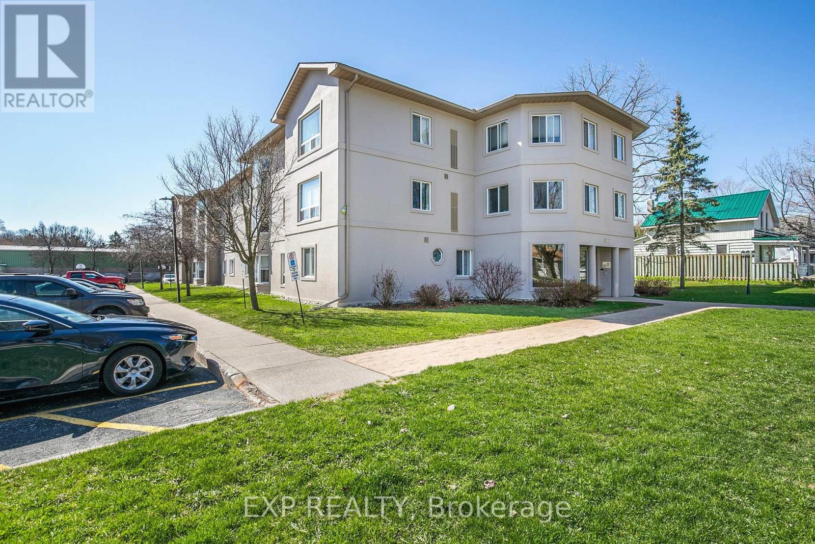 303 - 107 BOND STREET, Orillia, Ontario