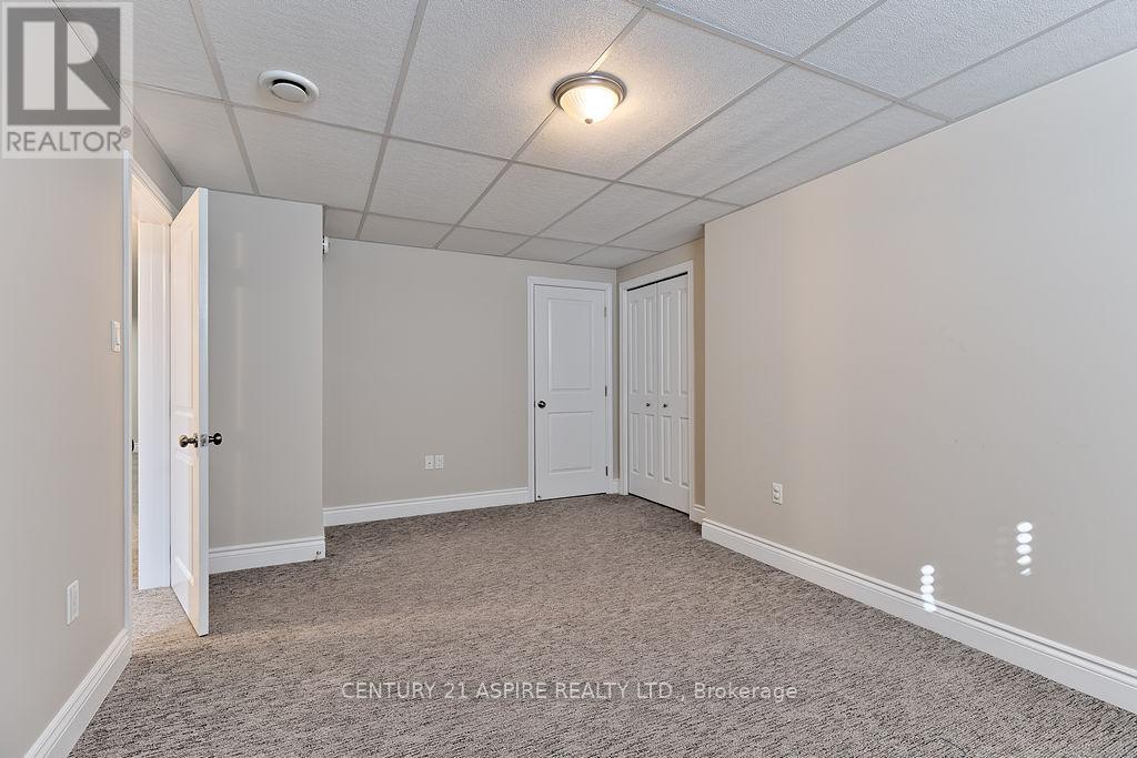 43 Dustin Drive, Petawawa, Ontario  K8H 0G3 - Photo 26 - X13034204