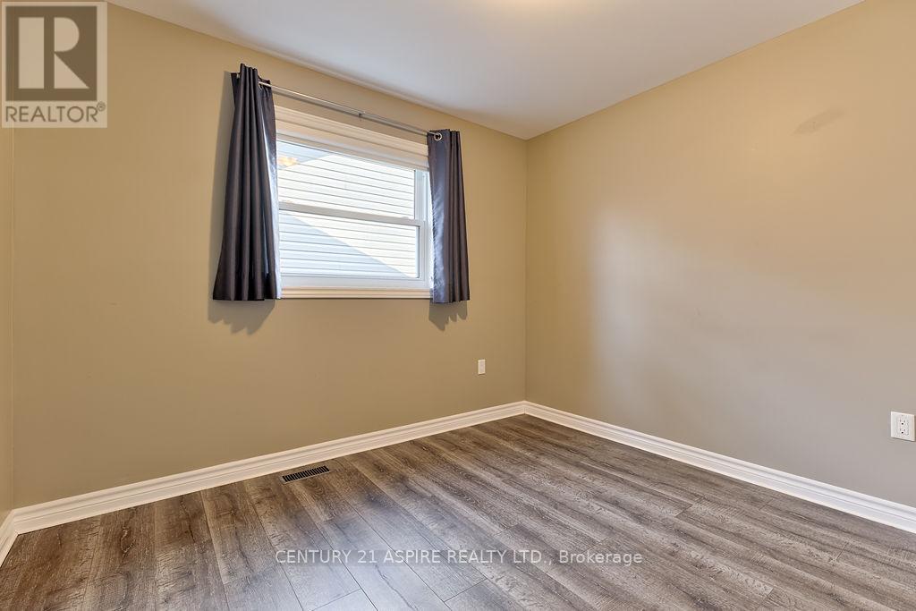 43 Dustin Drive, Petawawa, Ontario  K8H 0G3 - Photo 18 - X13034204