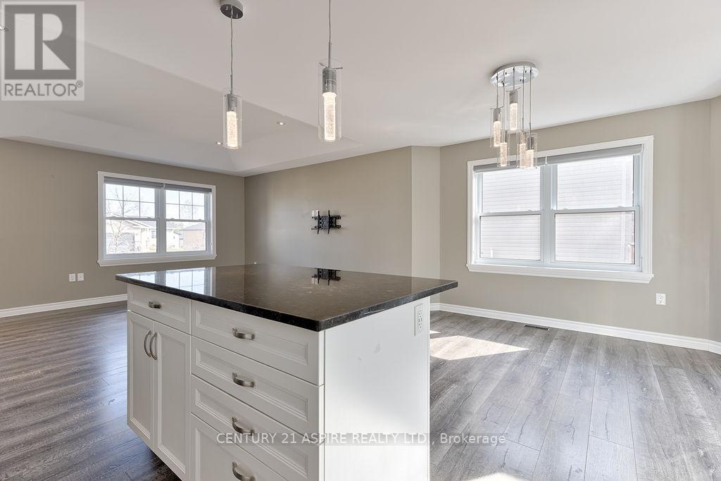 43 Dustin Drive, Petawawa, Ontario  K8H 0G3 - Photo 10 - X13034204