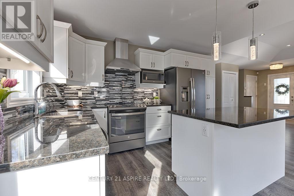 43 Dustin Drive, Petawawa, Ontario  K8H 0G3 - Photo 11 - X13034204