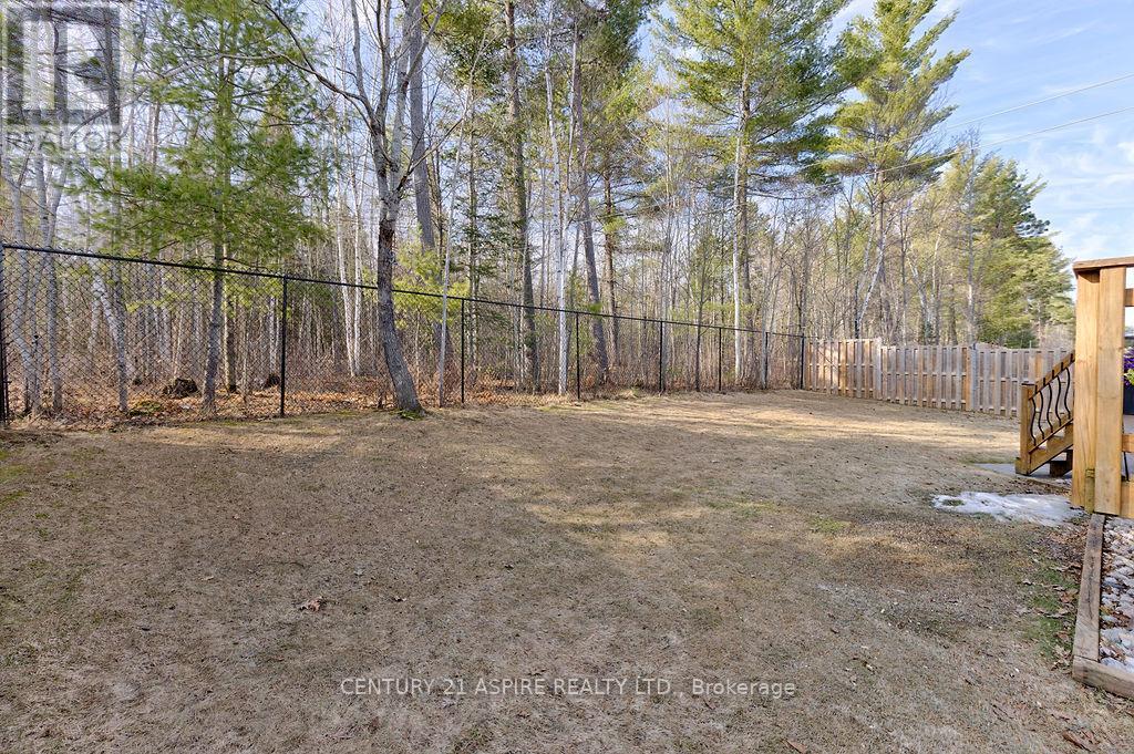 43 Dustin Drive, Petawawa, Ontario  K8H 0G3 - Photo 30 - X13034204