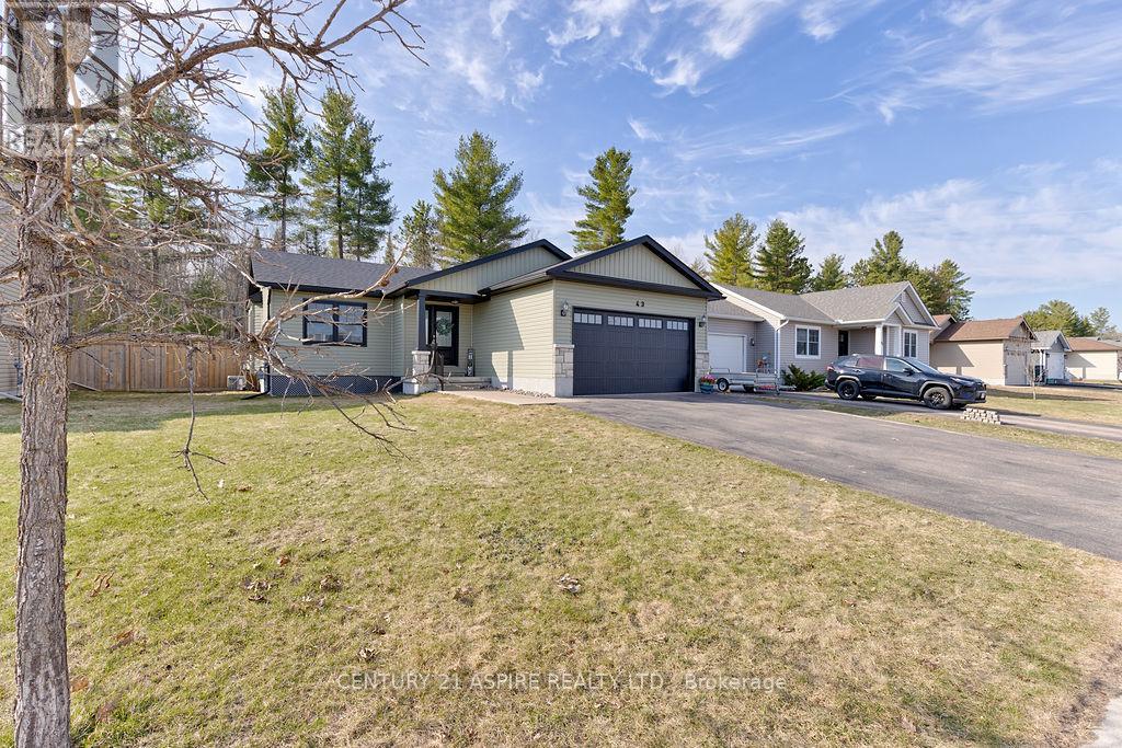 43 Dustin Drive, Petawawa, Ontario  K8H 0G3 - Photo 35 - X13034204