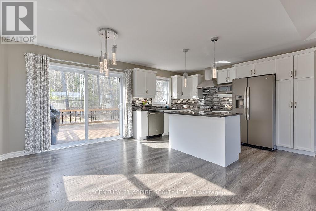 43 Dustin Drive, Petawawa, Ontario  K8H 0G3 - Photo 7 - X13034204