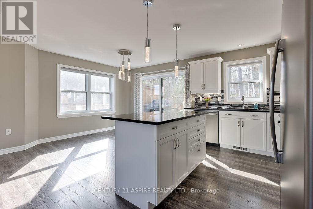 43 Dustin Drive, Petawawa, Ontario  K8H 0G3 - Photo 8 - X13034204