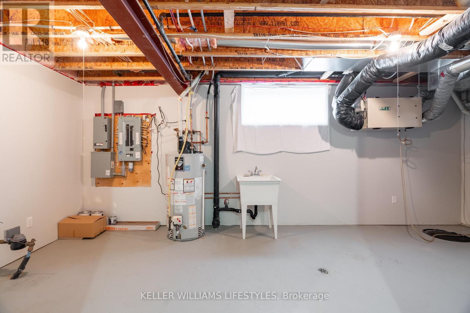 111 Jenna Drive, Strathroy-Caradoc, Ontario  N7G 0B2 - Photo 35 - X13032638