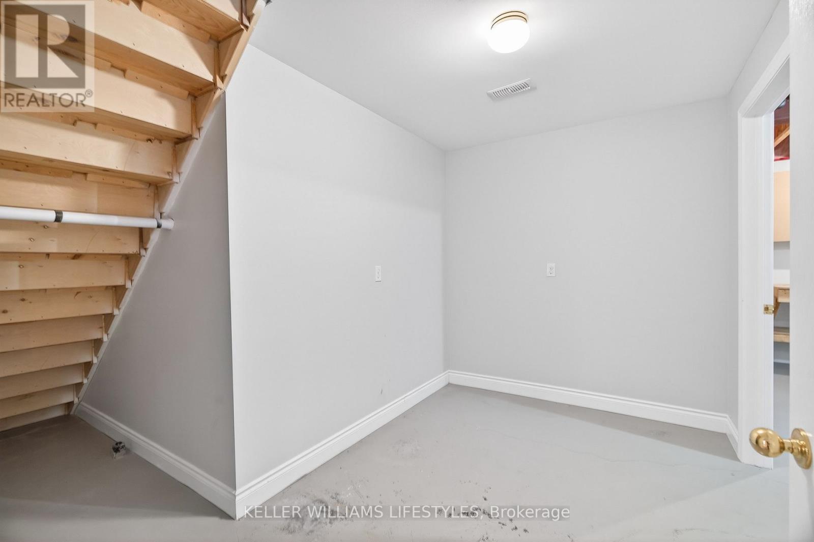 111 Jenna Drive, Strathroy-Caradoc, Ontario  N7G 0B2 - Photo 33 - X13032638