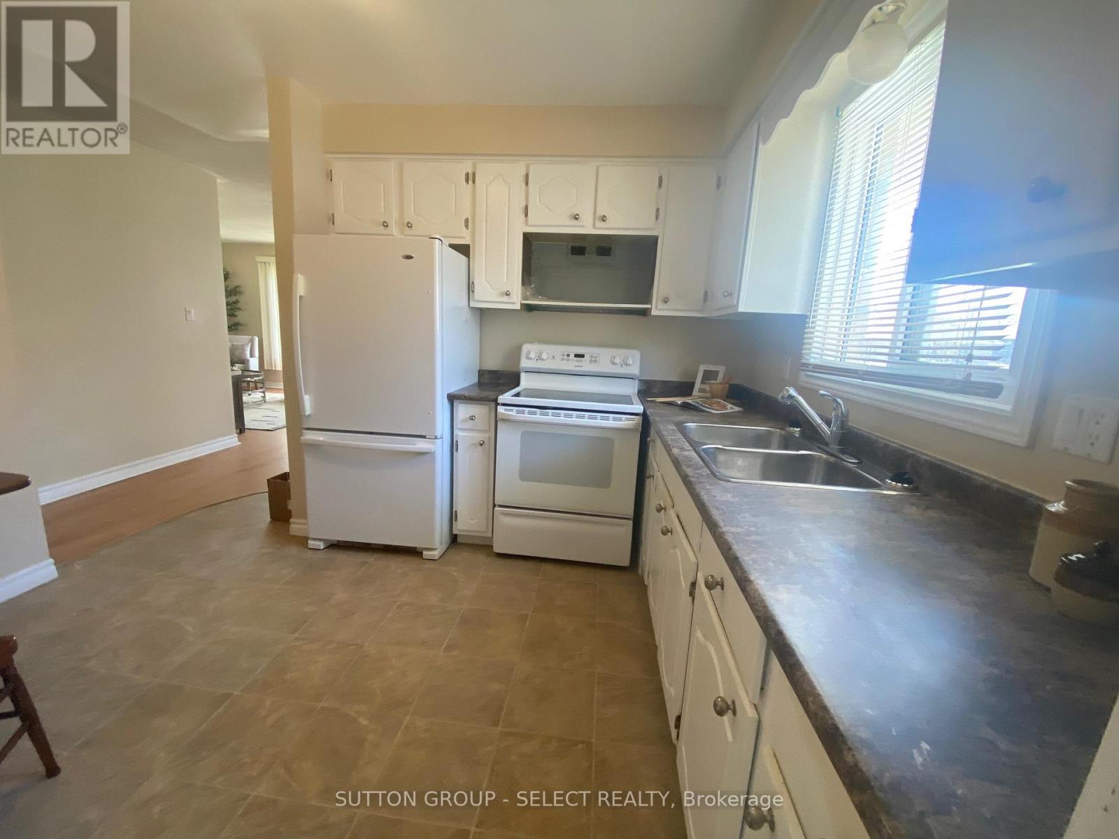 7 Arva Court, Strathroy-Caradoc, Ontario  N7G 3R5 - Photo 10 - X13034126